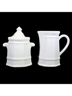 Pfaltzgraff Heritage White Creamer & Sugar Set USA Castle Mark Vintage 1960s-70s